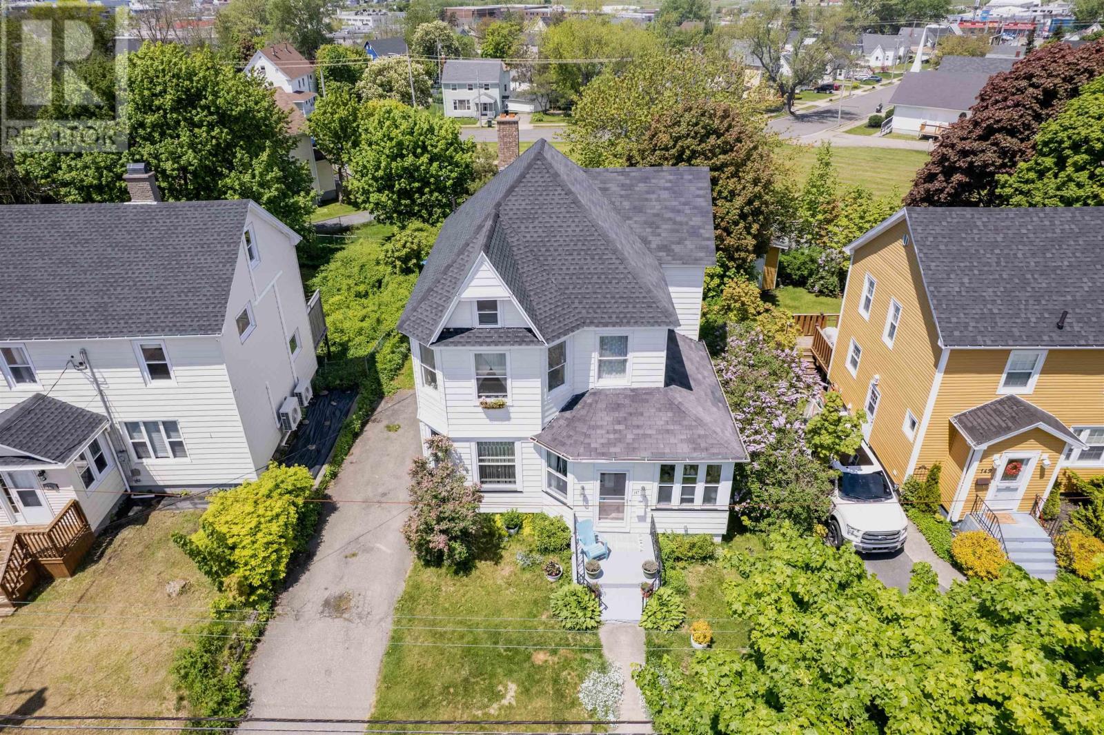 147 Howe Street - 6