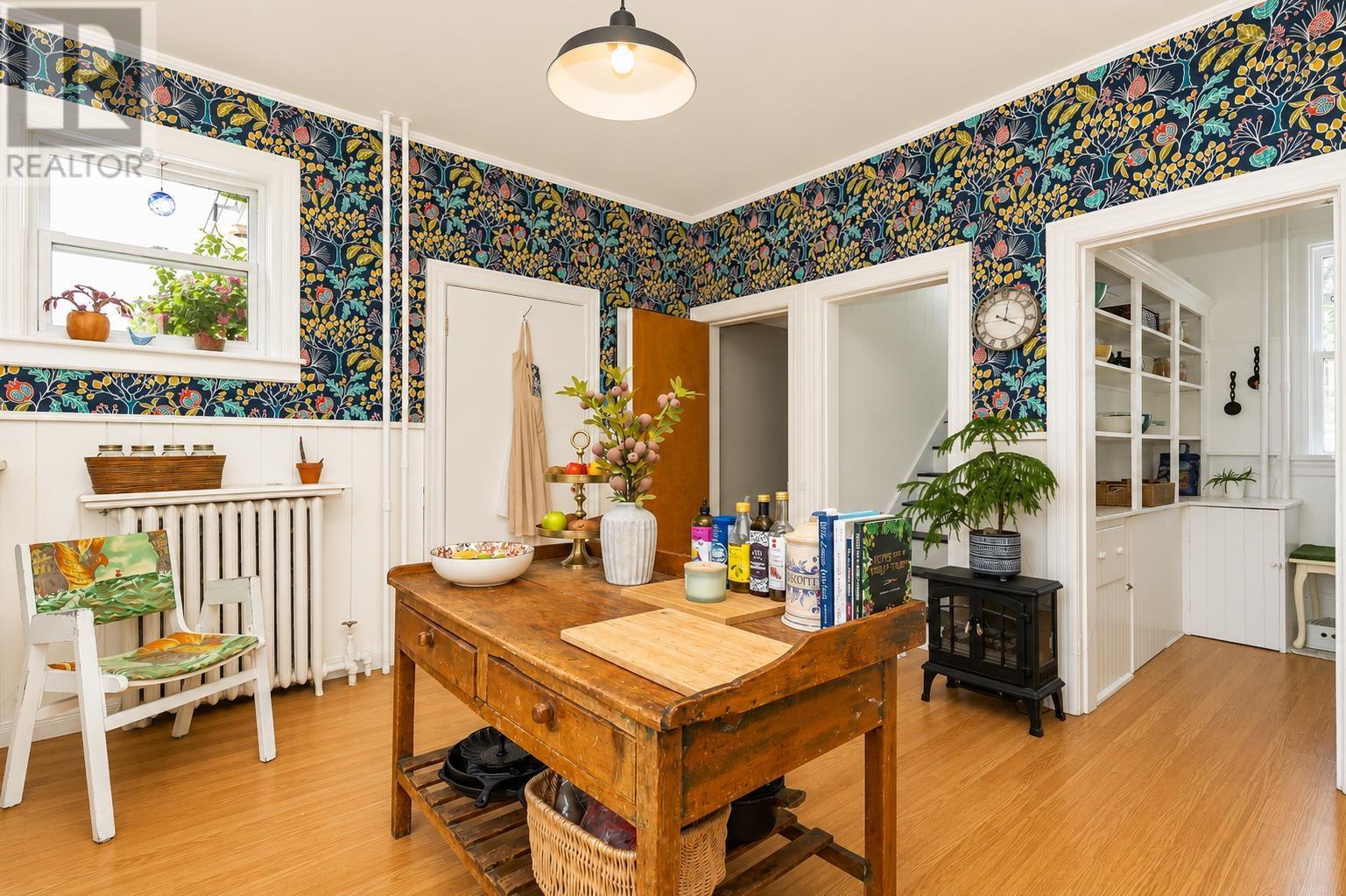 147 Howe Street - 23