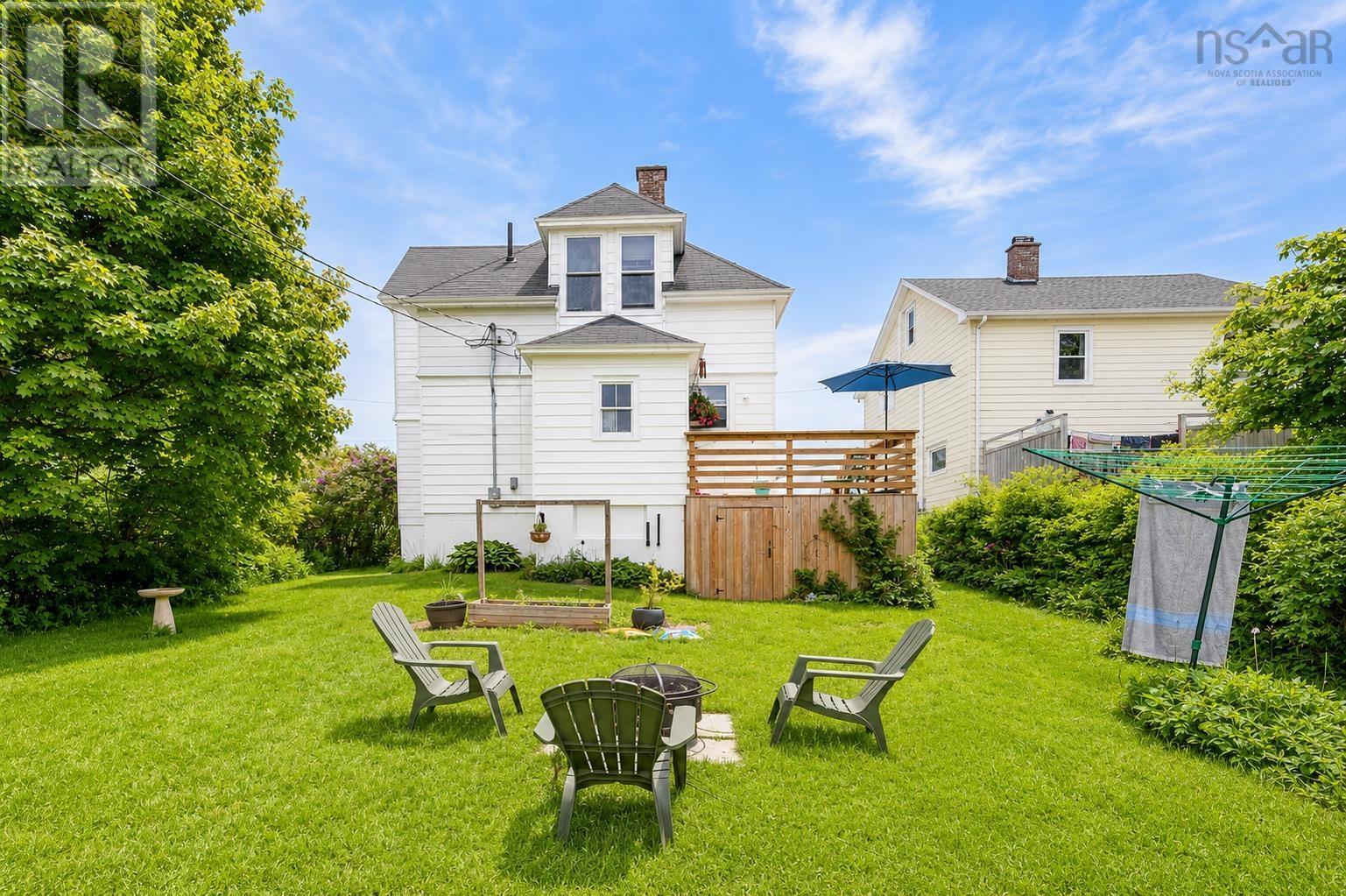 147 Howe Street - 3