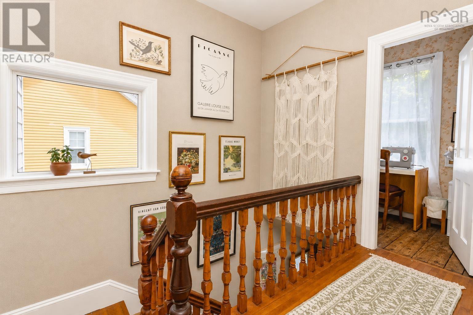 147 Howe Street - 26