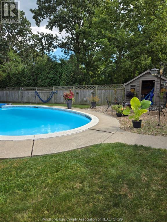 885 FRONT RD. N. - 7