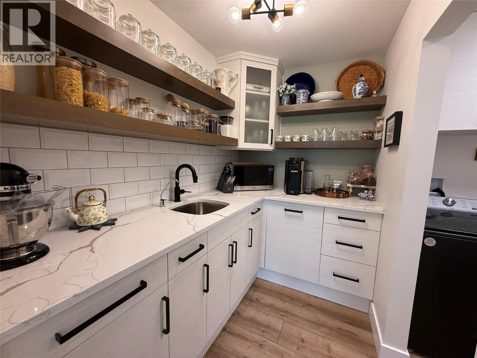 4962 RIVERSIDE Drive - 23
