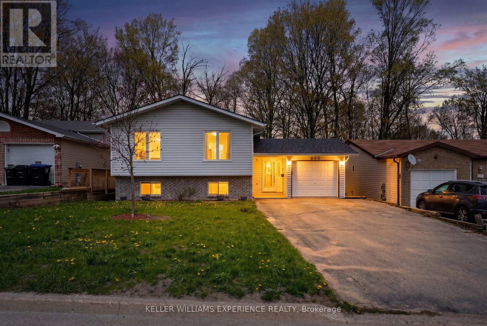 645 BAYVIEW DRIVE - 1