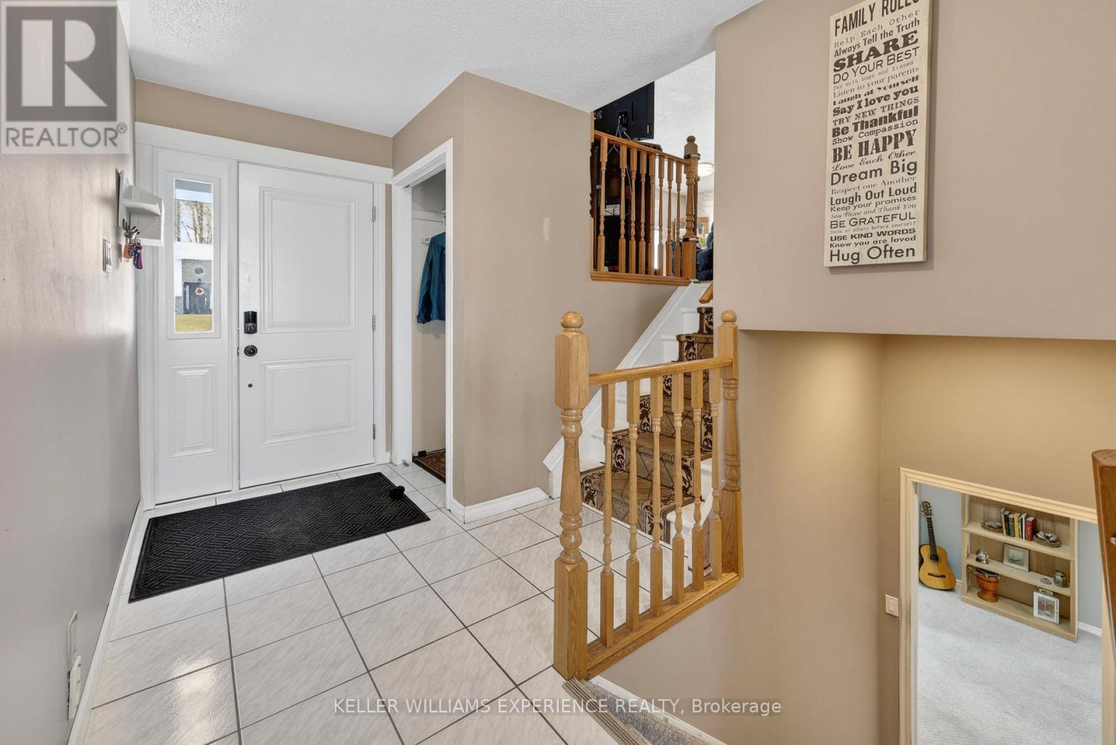 645 BAYVIEW DRIVE - 12