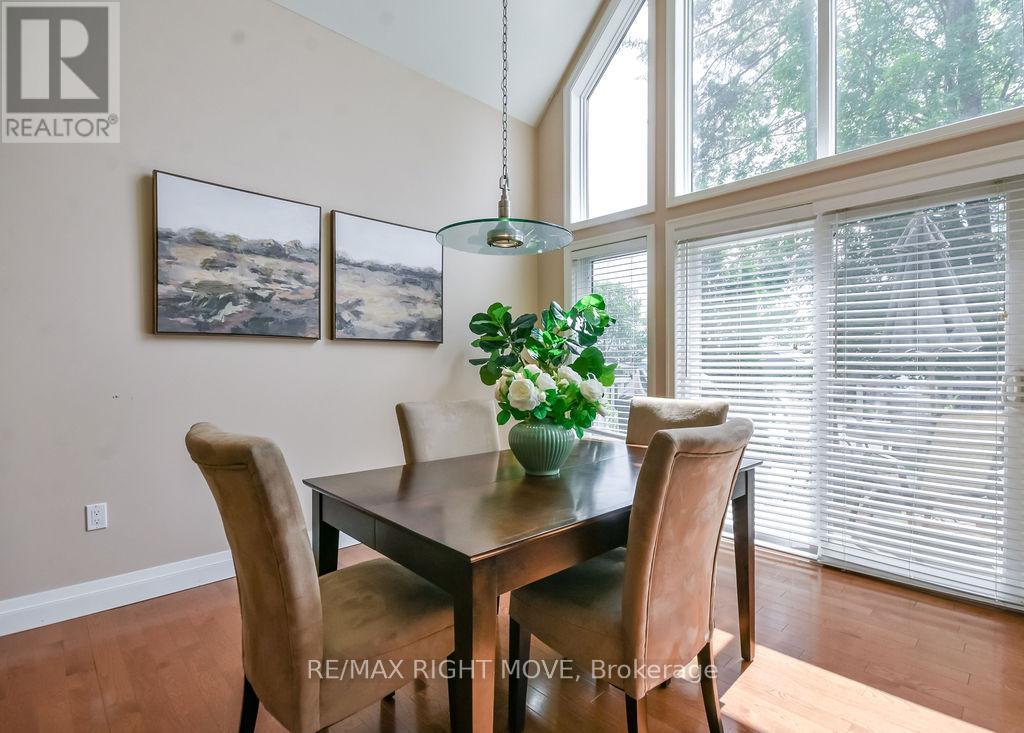 2956 LAKESIDE DRIVE - 13