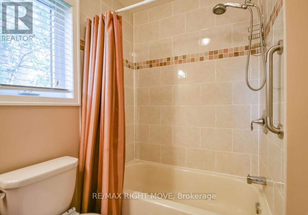2956 LAKESIDE DRIVE - 26
