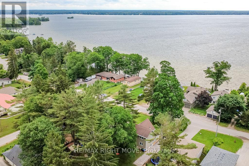 2956 LAKESIDE DRIVE - 3