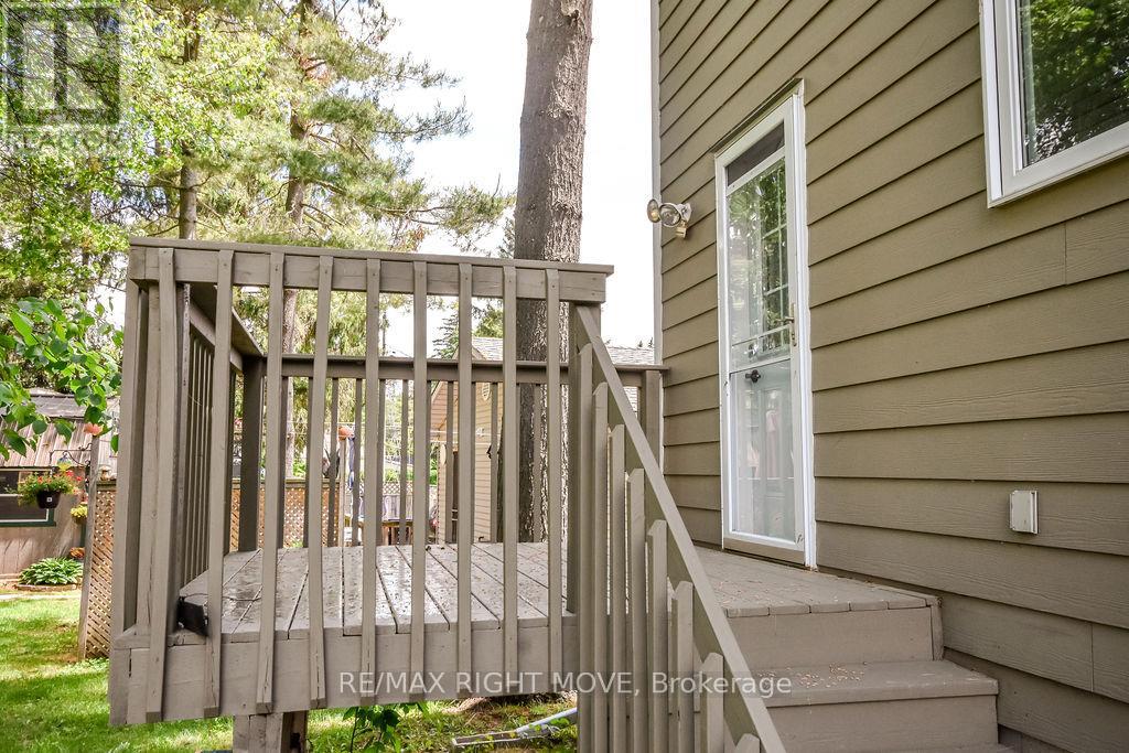 2956 LAKESIDE DRIVE - 41