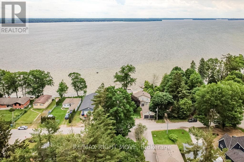 2956 LAKESIDE DRIVE - 46