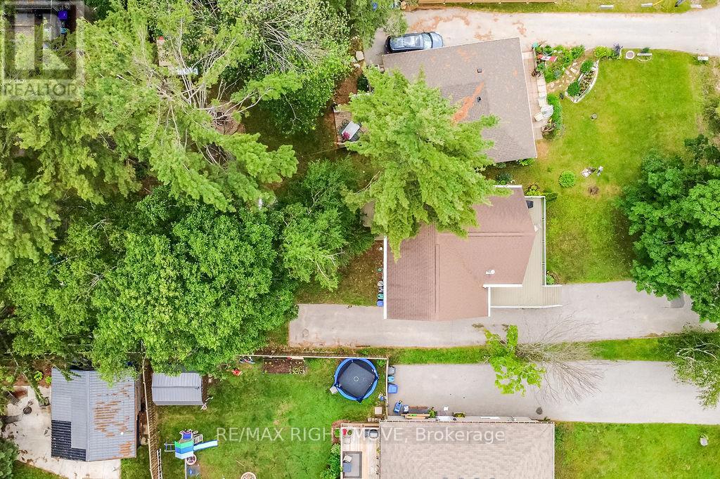 2956 LAKESIDE DRIVE - 49
