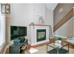 Kitchen - 2956 Lakeside Drive, Severn, ON L3V0V9 Photo 8