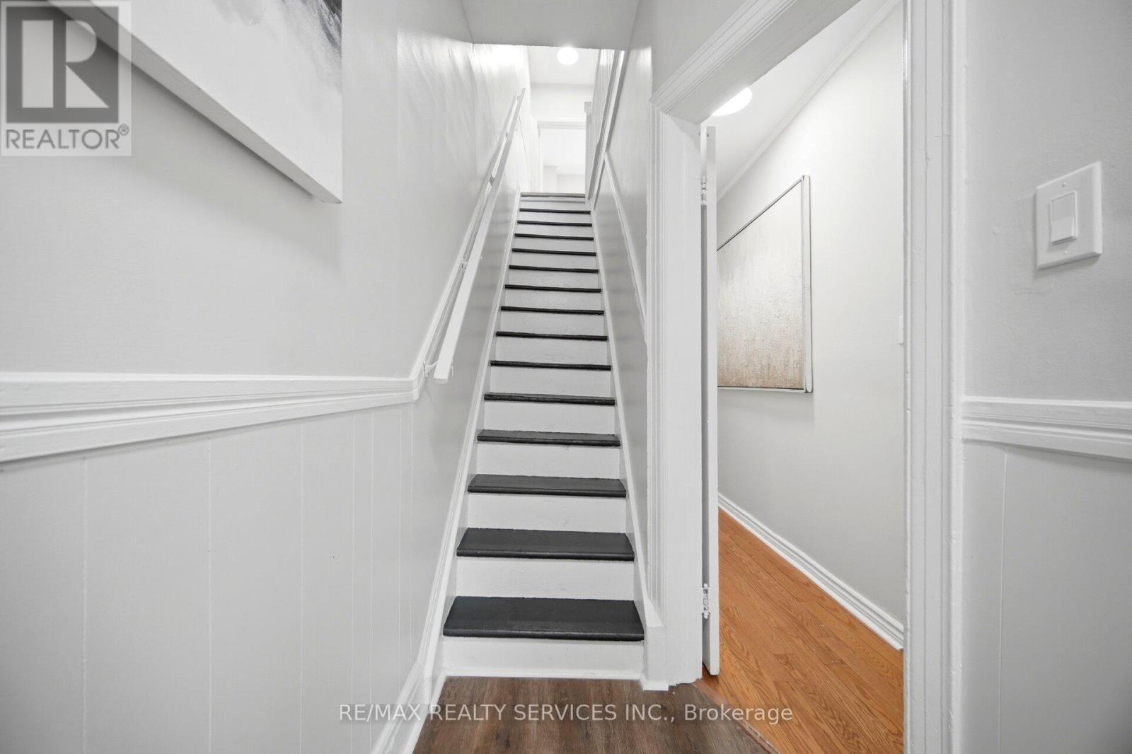 1147 DUFFERIN STREET - 17