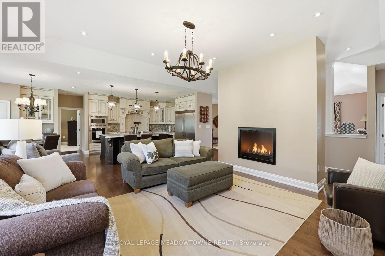 20 BUCKSTOWN TRAIL - 16
