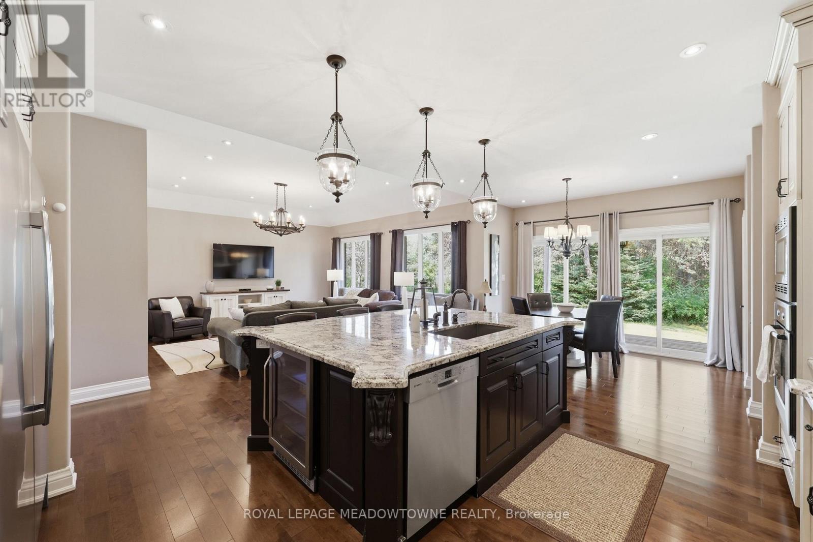20 BUCKSTOWN TRAIL - 28