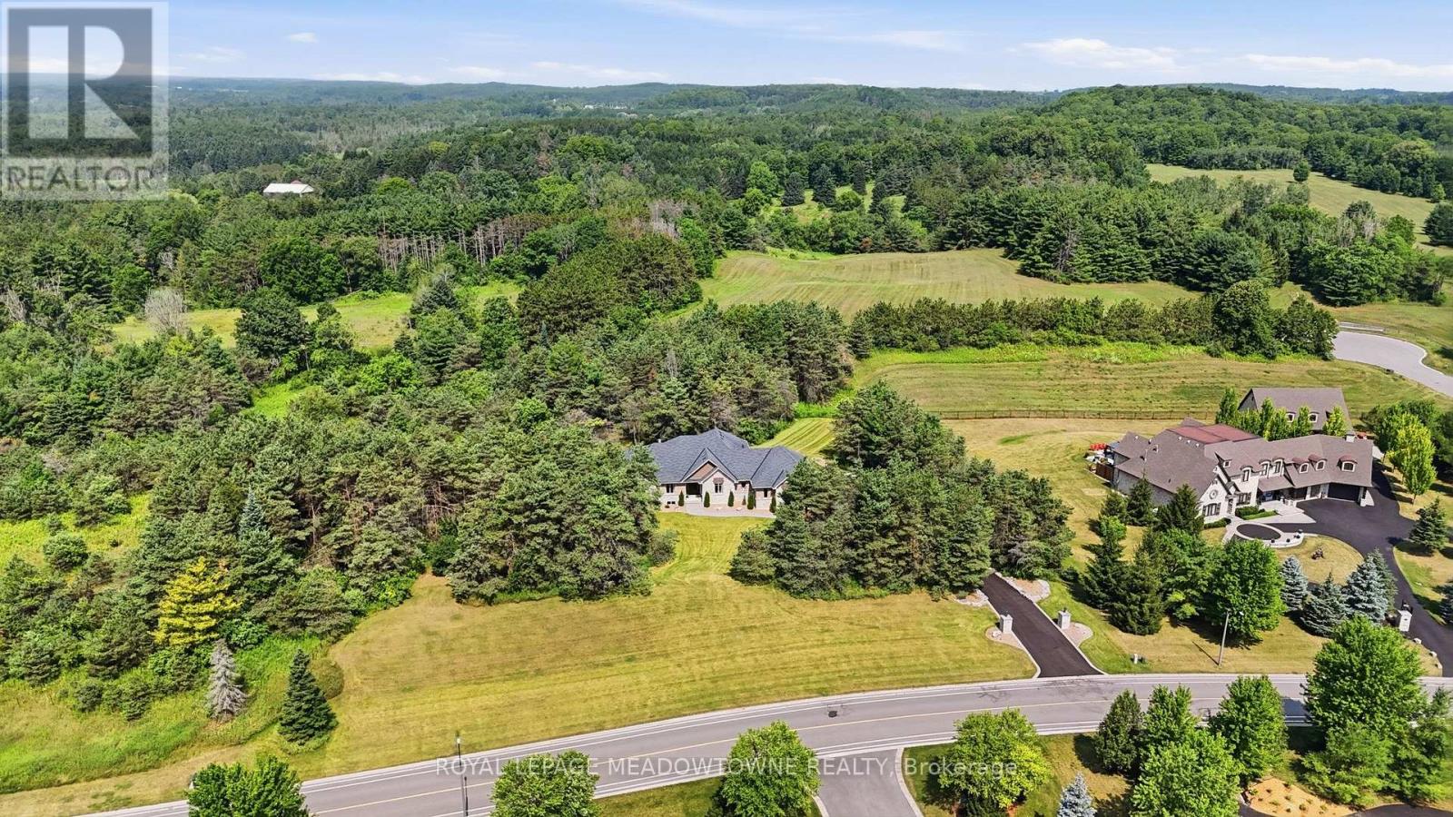 20 BUCKSTOWN TRAIL - 3