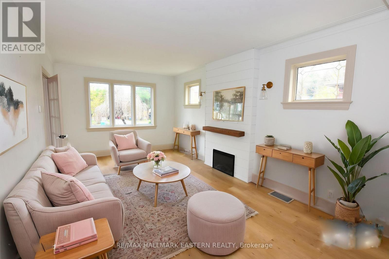 269 ABERDEEN AVENUE - 2