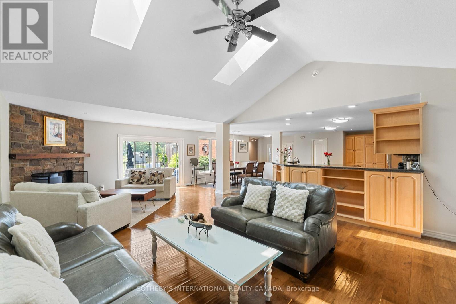 551 DARBY ROAD - Image 19