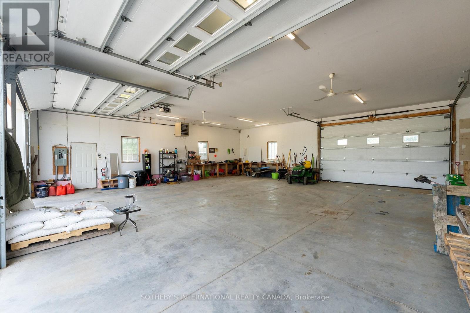 551 DARBY ROAD - Image 31