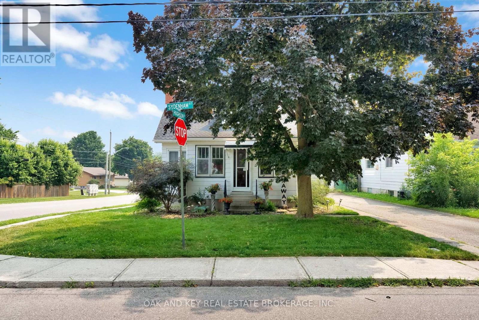 120 SYDENHAM STREET - 3