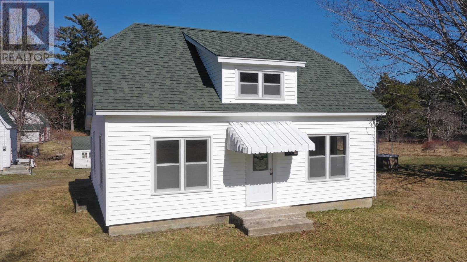 312 Medway River Road - 3
