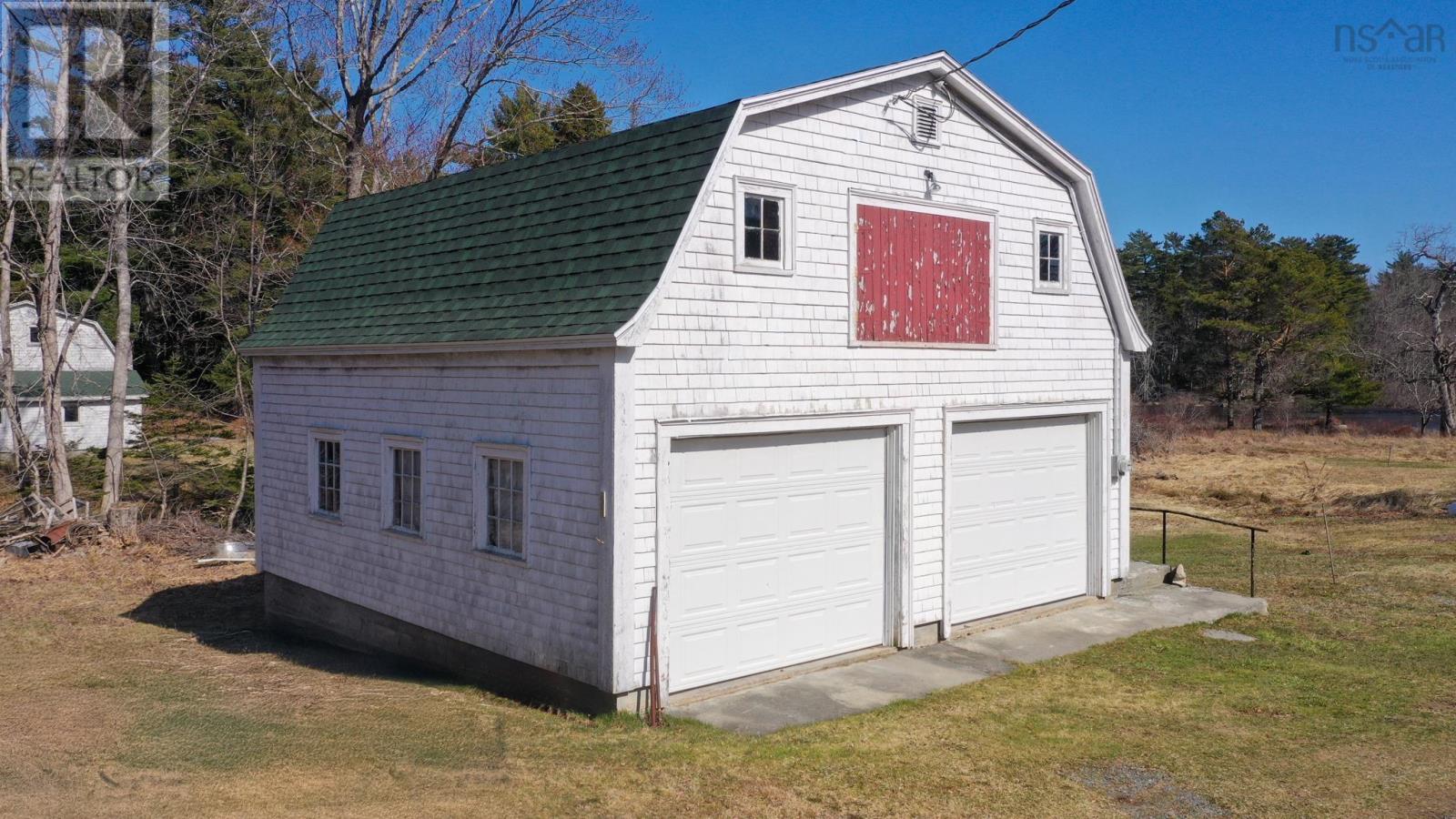 312 Medway River Road - 42