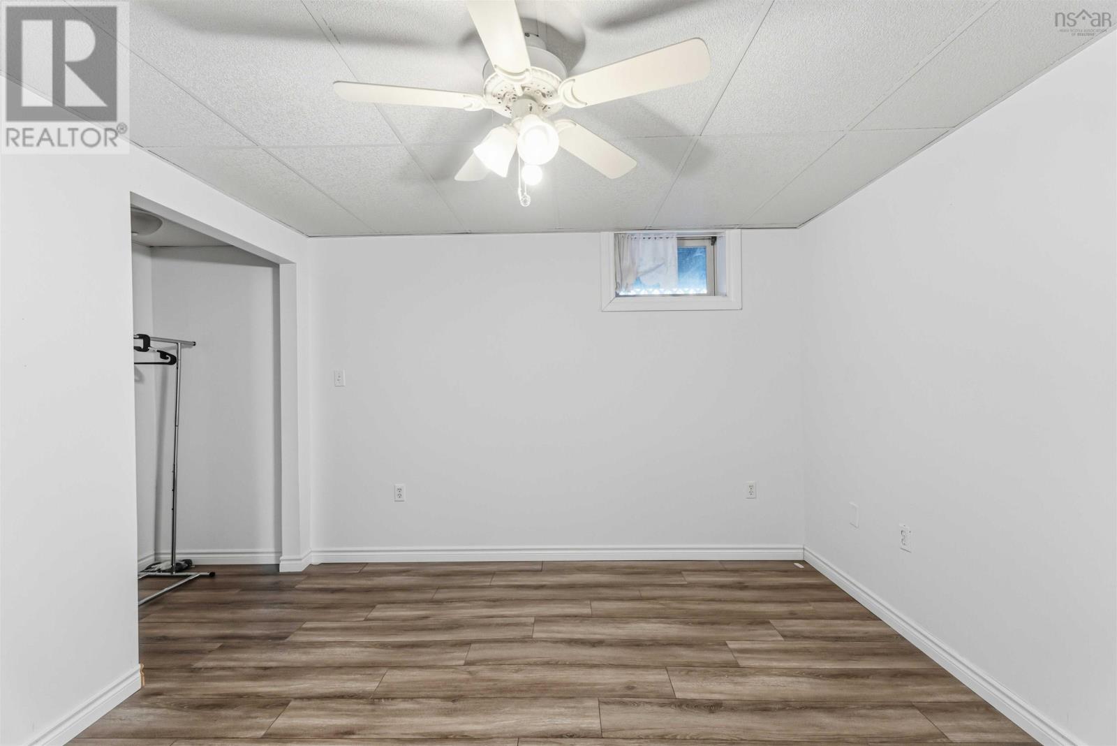 799 Main Street - 29