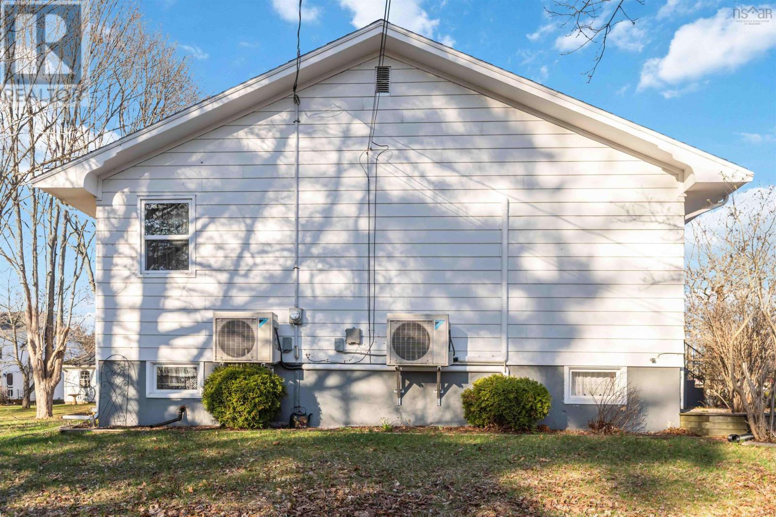 799 Main Street - 38