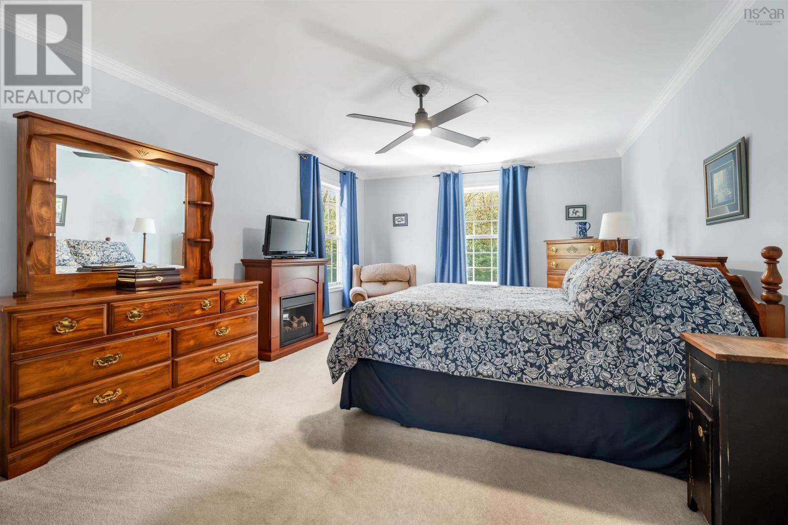14 Lanterns Way - 29