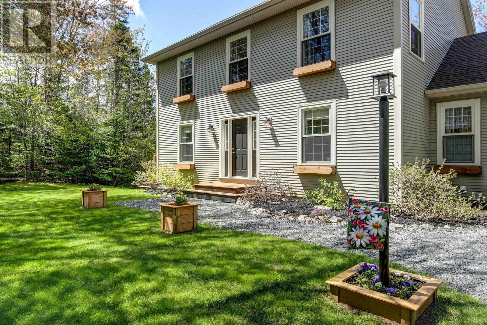 14 Lanterns Way - 5