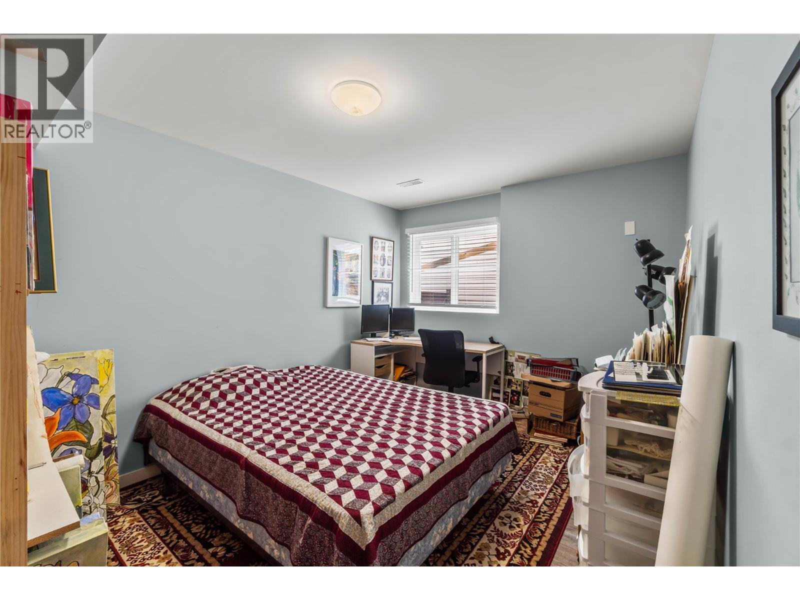 1914 Snowberry Crescent - 19