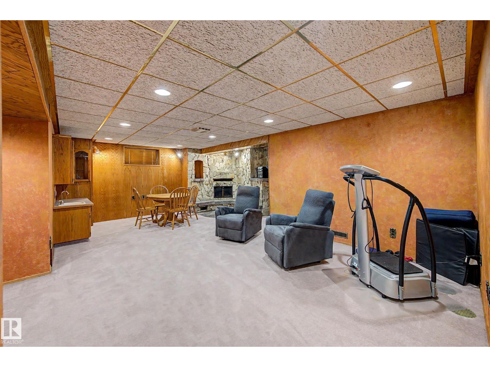 6115 152A AV NW - 30