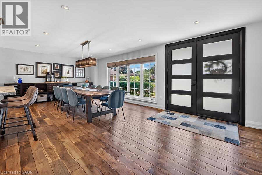 26 FREELAND Court - 5