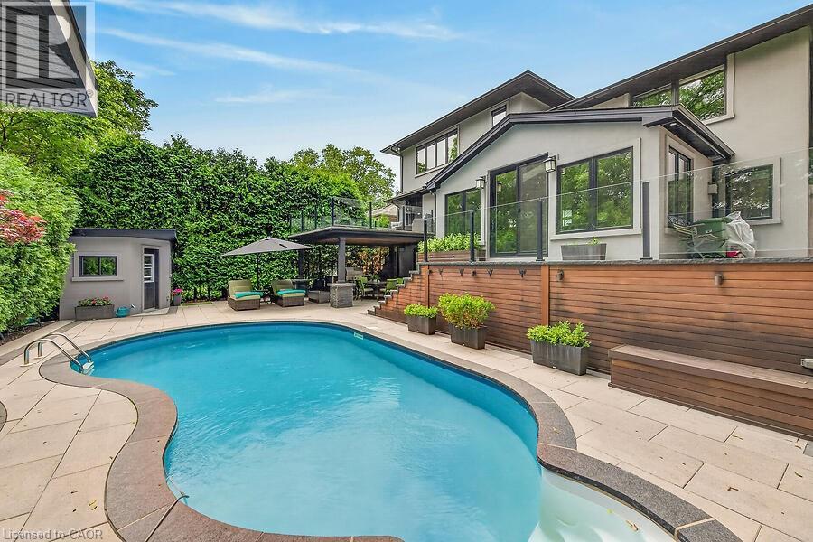 26 FREELAND Court - 39