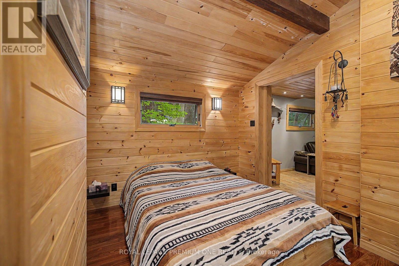 219 CRANE LAKE WATER - 26