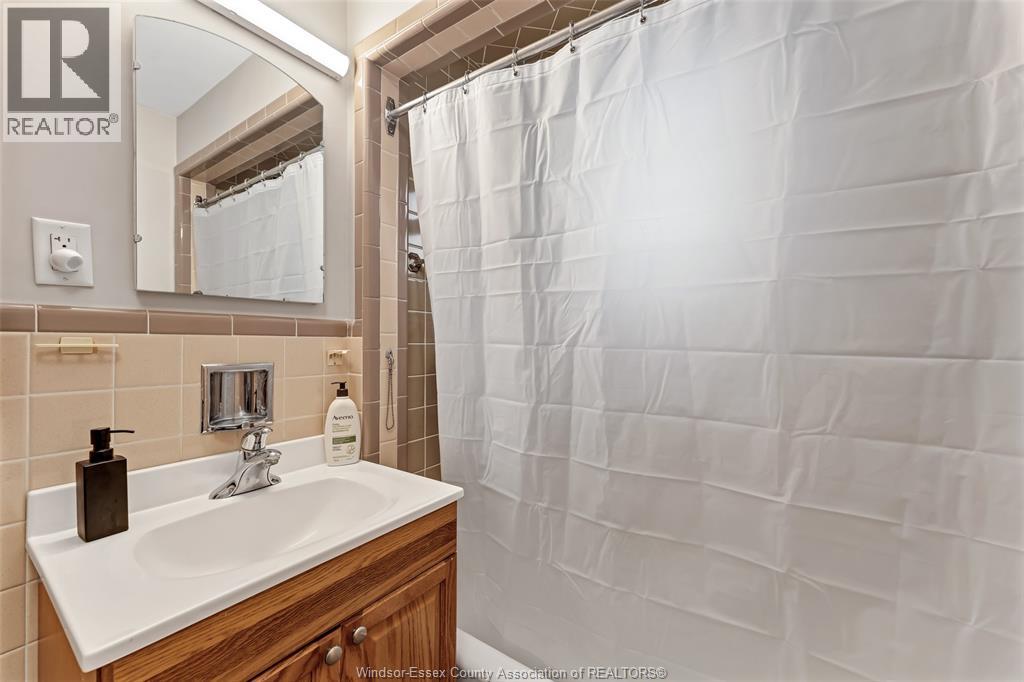350 MAPLE AVENUE - 17