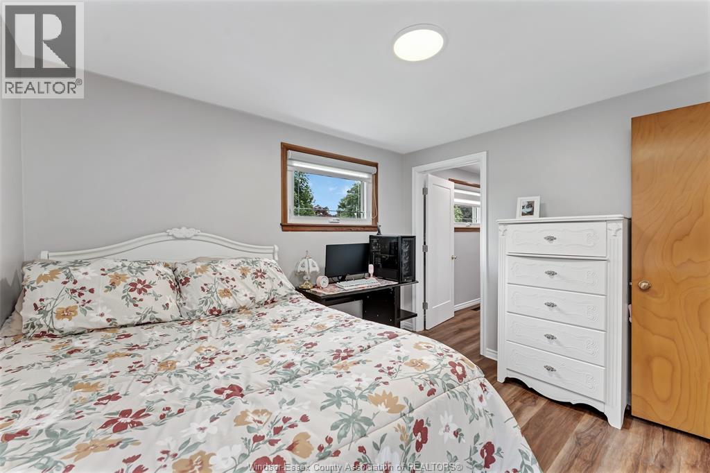 350 MAPLE AVENUE - 19