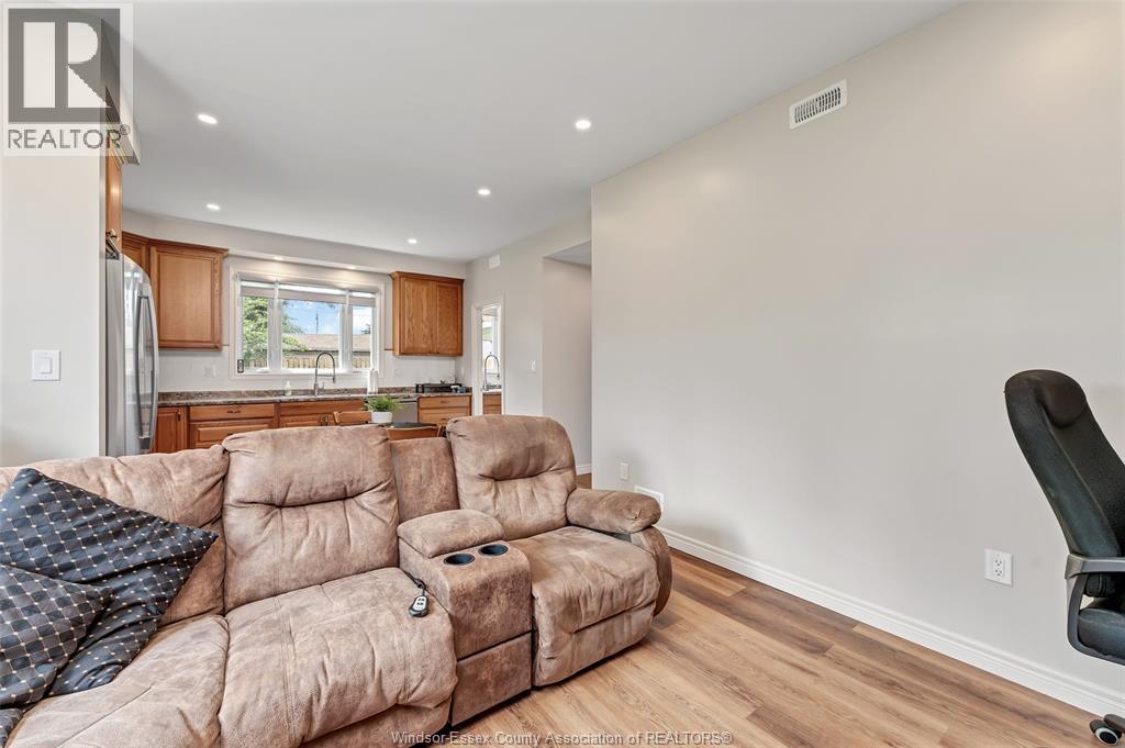350 MAPLE AVENUE - 28