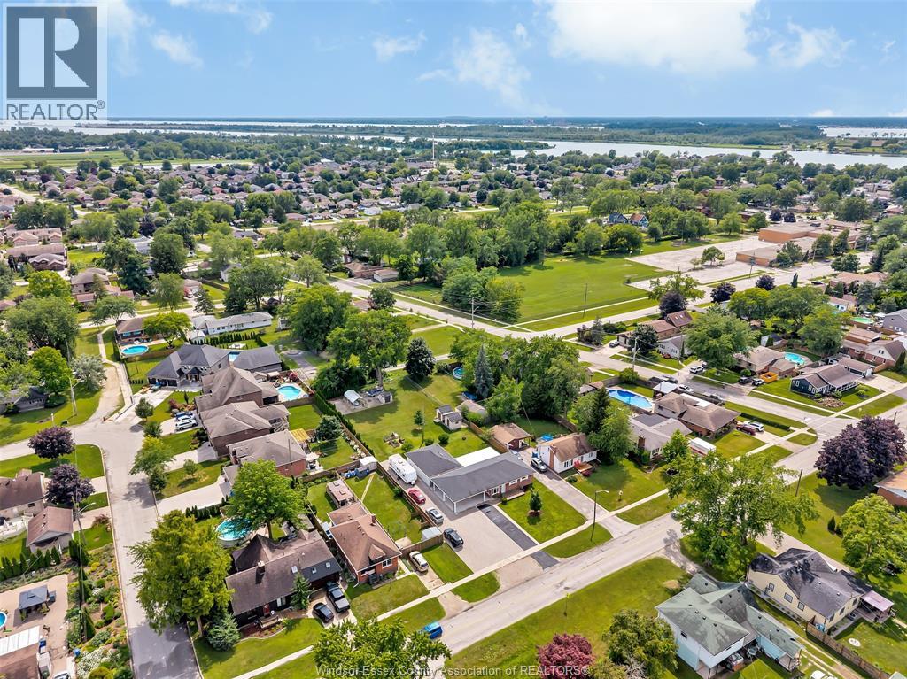 350 MAPLE AVENUE - 41