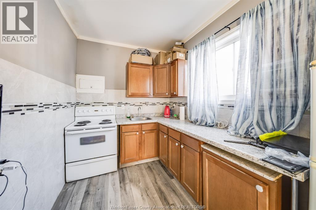 655 CHILVER RD. - 19