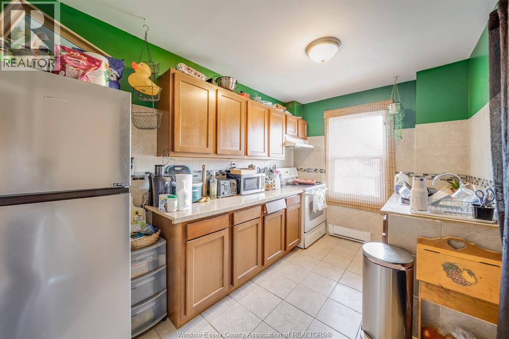 655 CHILVER RD. - 35