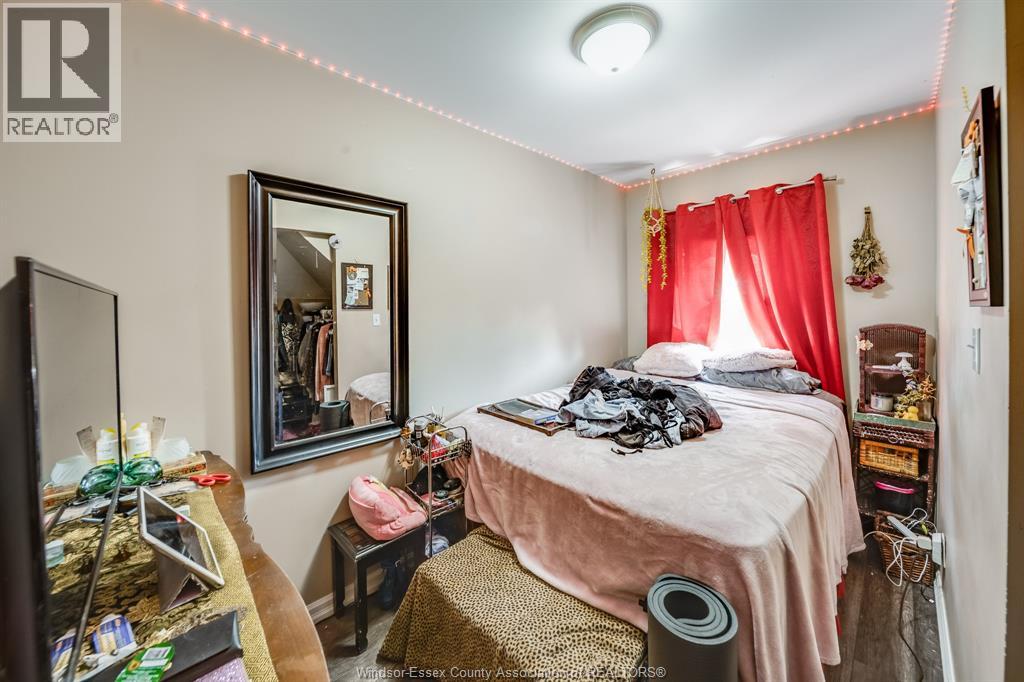 655 CHILVER RD. - 38