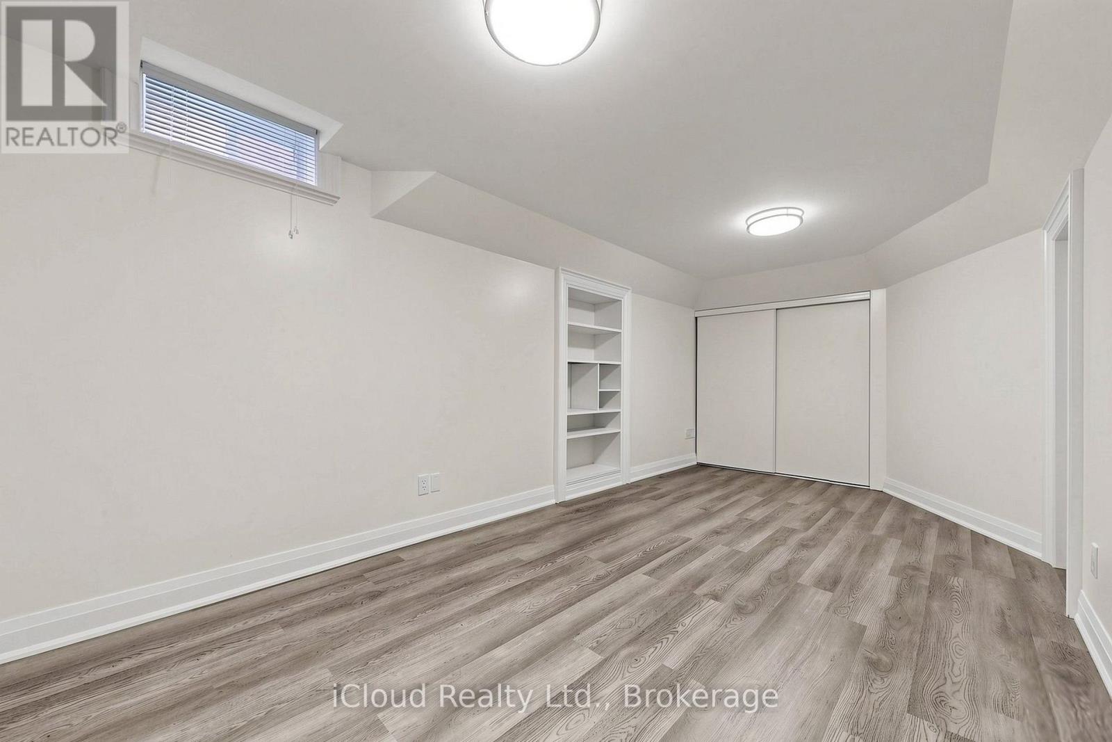 15 SAN MARKO PLACE - Image 32