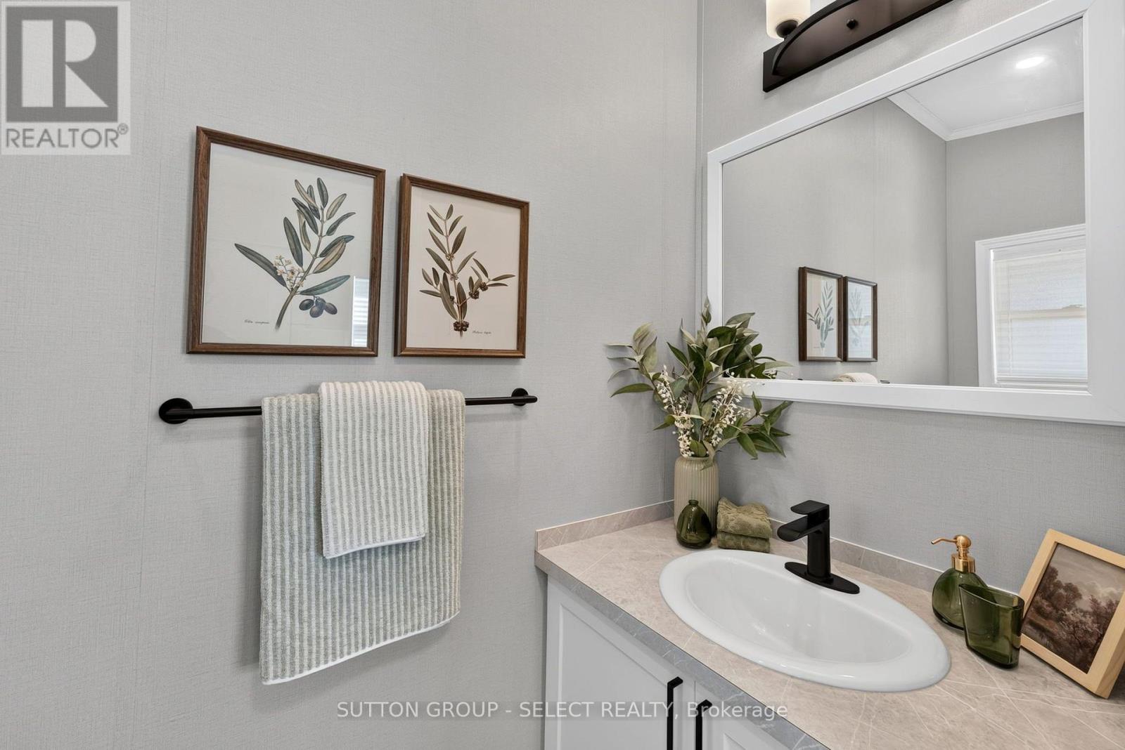 #LOT 6 211 CAROLYNN WAY - 21