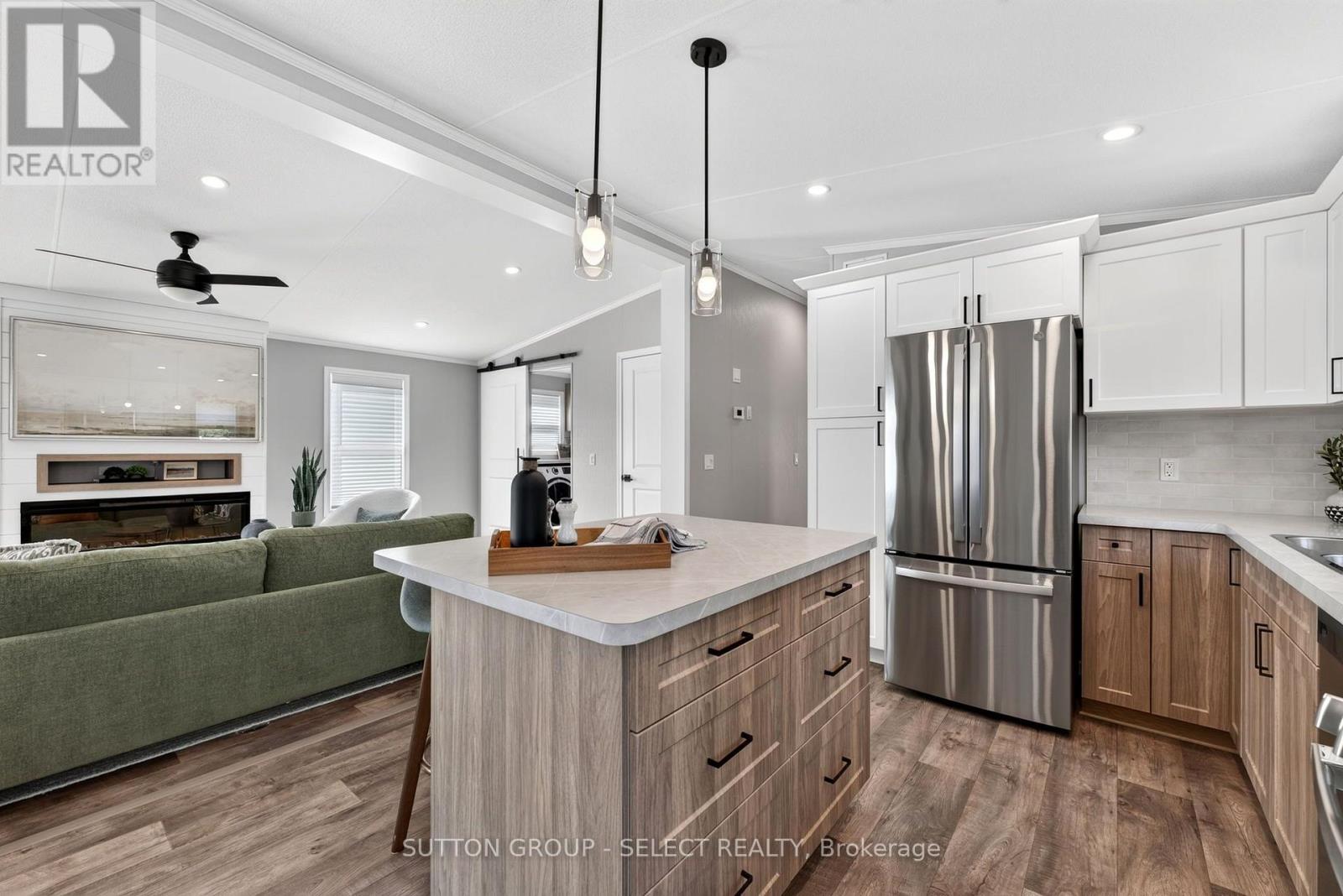 #LOT 6 211 CAROLYNN WAY - 16