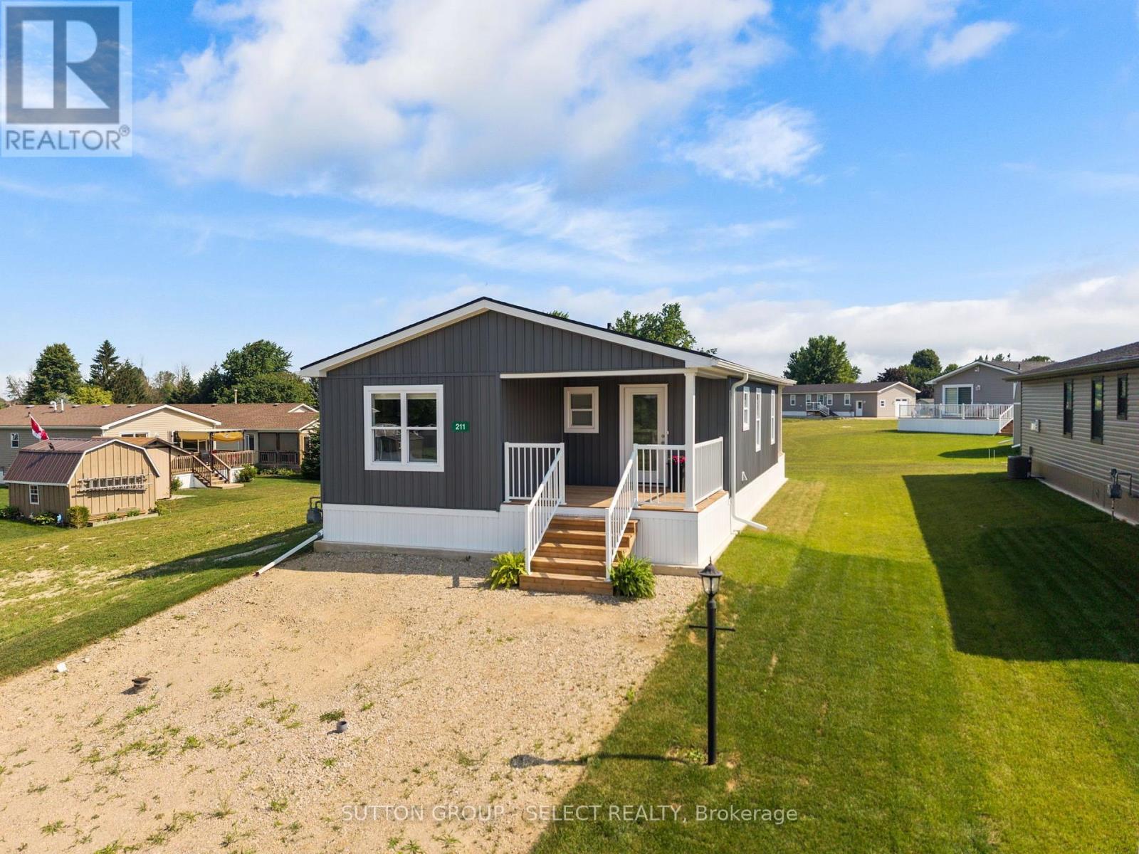 #LOT 6 211 CAROLYNN WAY - 1