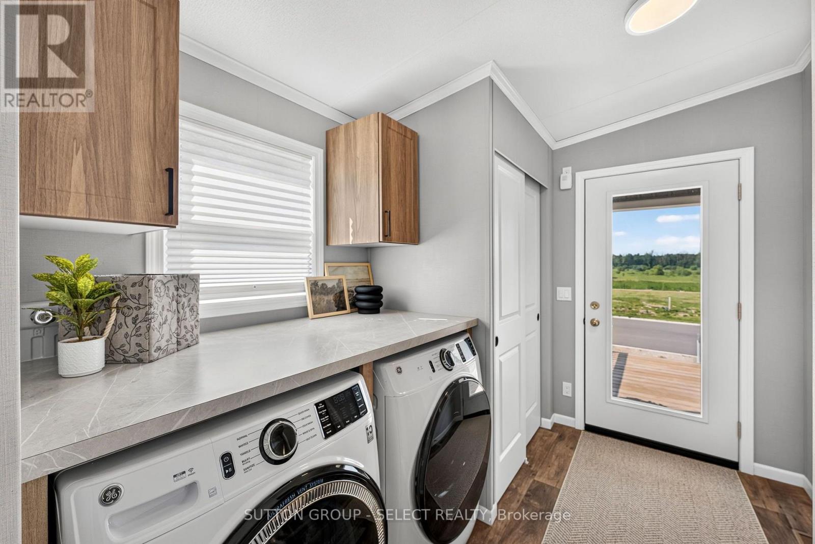#LOT 6 211 CAROLYNN WAY - 23