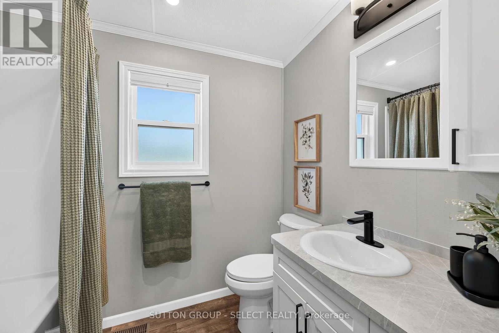#LOT 6 211 CAROLYNN WAY - 28