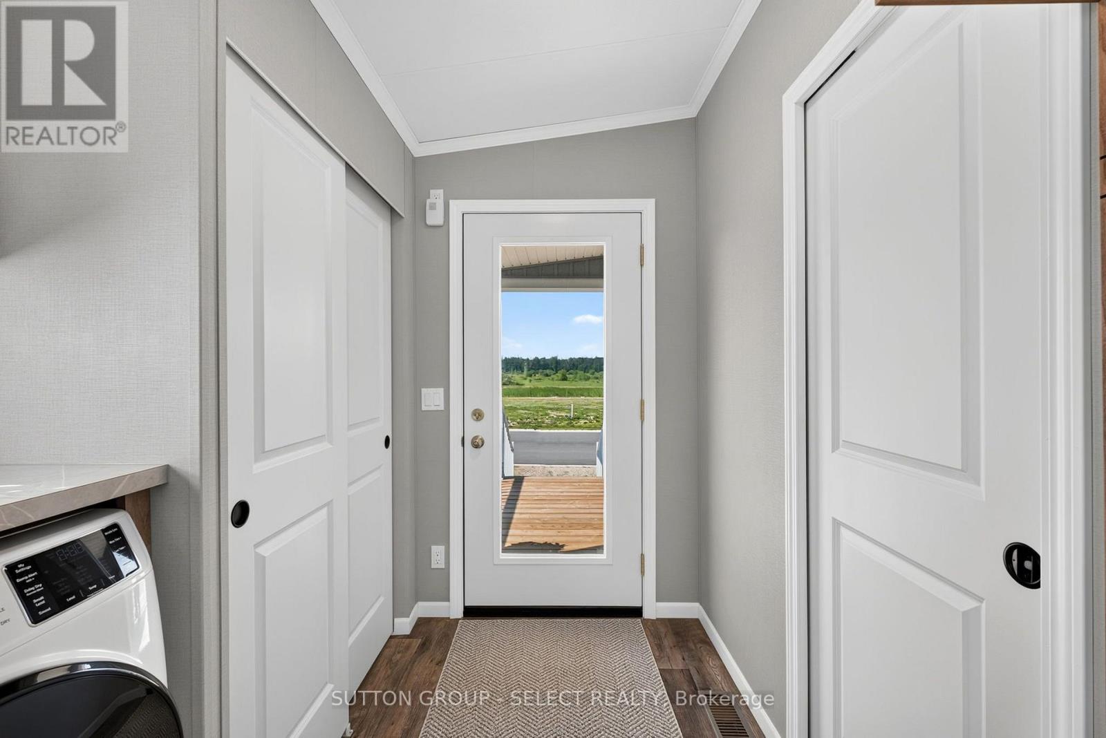 #LOT 6 211 CAROLYNN WAY - 33