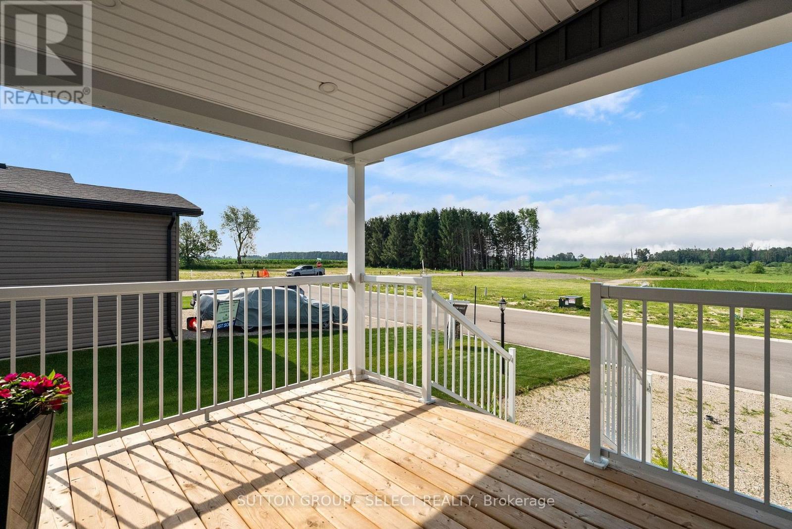 #LOT 6 211 CAROLYNN WAY - 5