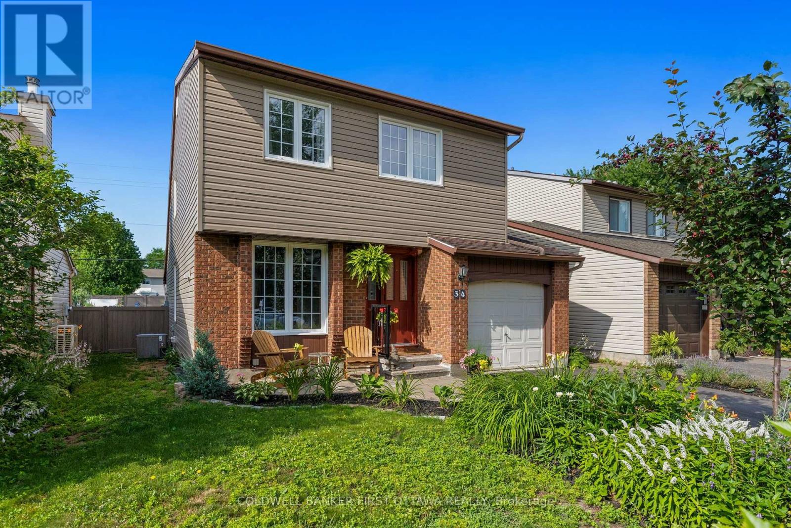 3 Bed, 2 Bath House for Sale in Ottawa – 34 MELVILLE DRIVE, Ottawa – MLS# X13540170 - Image 2